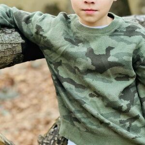 GAP Green Camouflage camo M 8/10 Kids Sweater